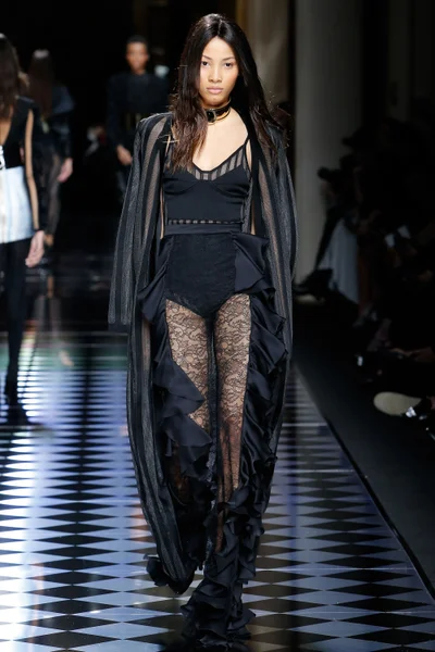 Look 23
